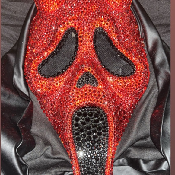 Handmade rhinestone ghost face mask - Picture 1 of 3